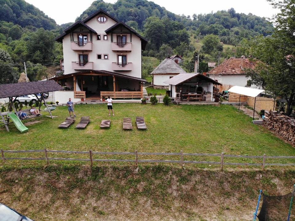 Heaven Guesthouse コルベニ エクステリア 写真